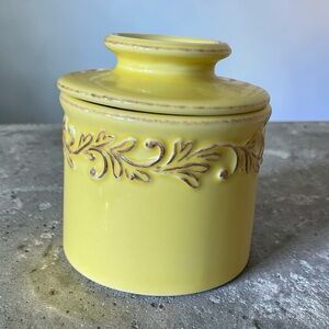 L.Tremain Butter Bell Crock, French style butter keeper, goldenrod color